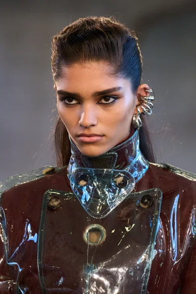 Look 85